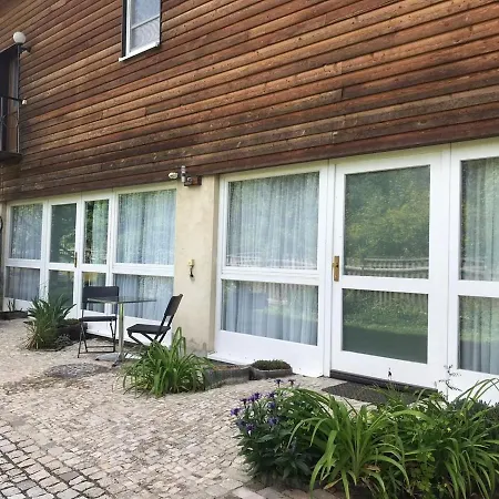 Appartement Small Apartment With Private Entrance Near Naumburg Bad Kosen
