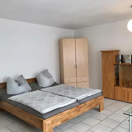 Appartement Small Apartment With Private Entrance Near Naumburg *